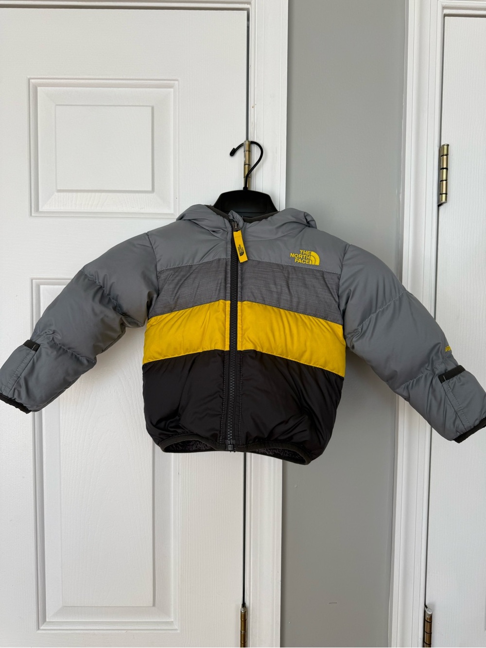 The North Face 550 Fill Down Puffer Jacket Gray & Yellow 12-18M